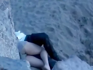 丰满的青少年印度人想要负荷