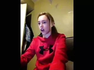 她很好